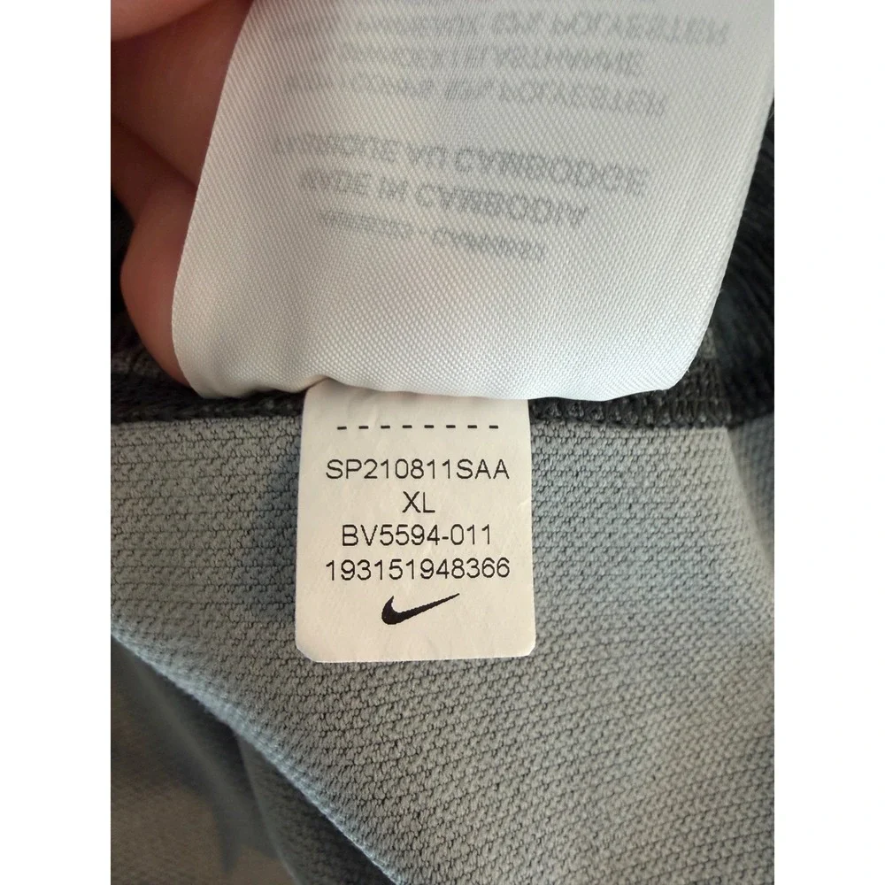 Nike Pro Dri Fit Slim Fit Long Sleeve Athletic Training Shirt Men XL Gray‎